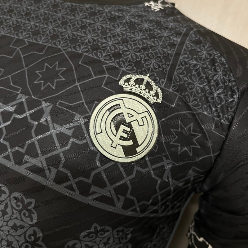REAL MADRID SPECIAL EDITION BLACK 24/25 MAN (PLAYER VERSION)