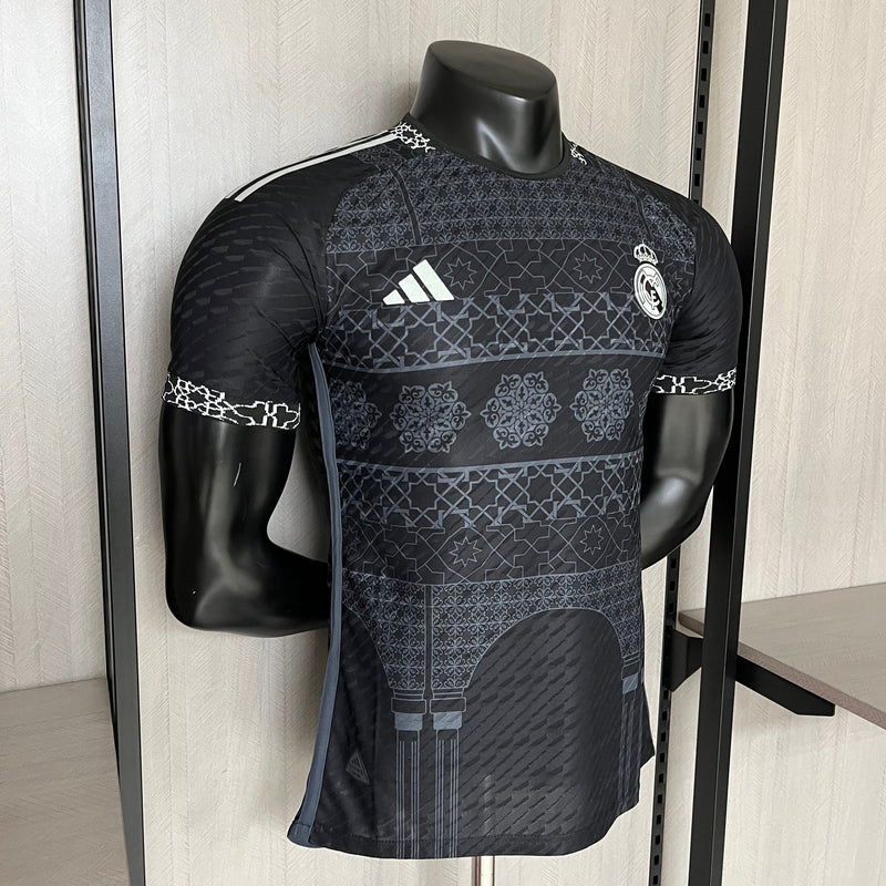 REAL MADRID SPECIAL EDITION BLACK 24/25 MAN (PLAYER VERSION)