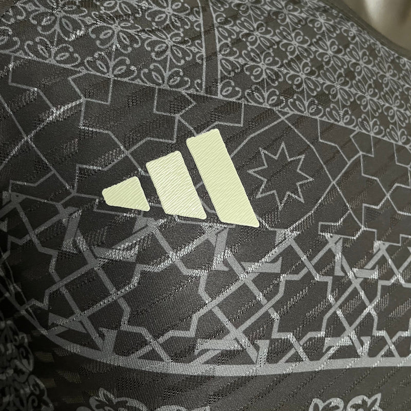 REAL MADRID SPECIAL EDITION BLACK 24/25 MAN (PLAYER VERSION)