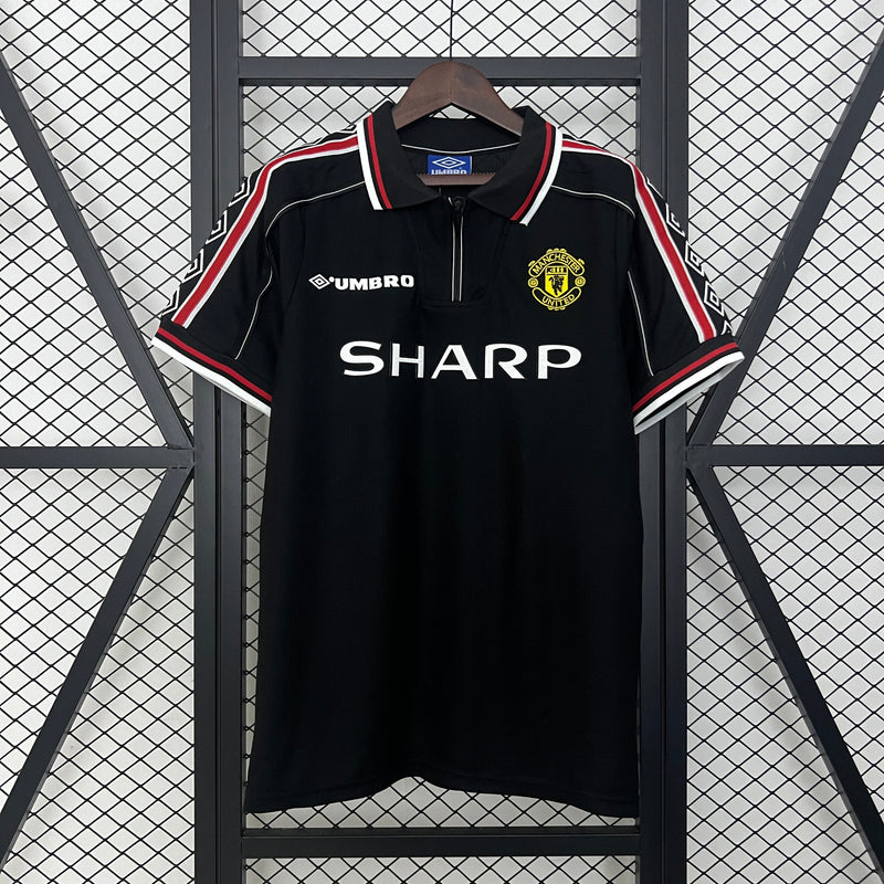 MANCHESTER UNITED BLACK 98/99 MAN (RETRO)