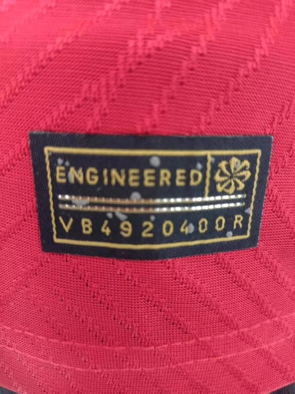 LIVERPOOL I POLO 25/26 MAN (PLAYER VERSION)