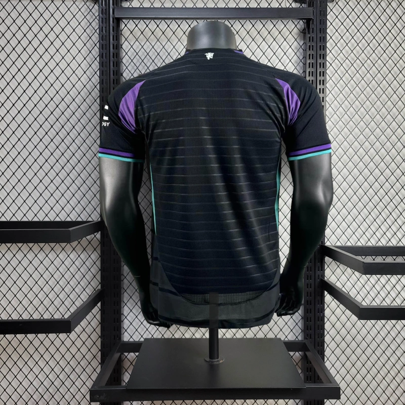 MANCHESTER UNITED TRAINING 25/26 MAN (PLAYER VERSION)