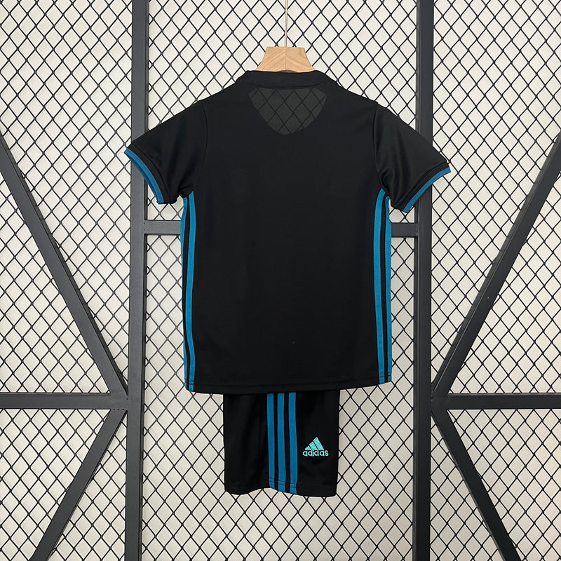 REAL MADRID II 17/18 KID'S SET (RETRO)