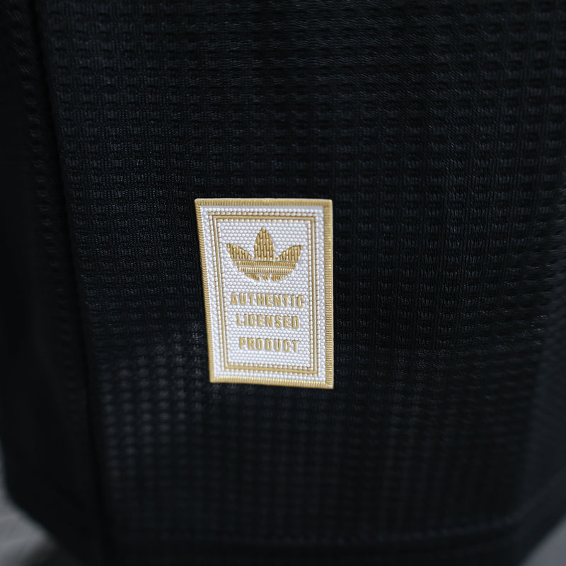 BAYERN MUNICH GOALKEEPER BLACK 24/25 MAN (PLAYER VERSION)