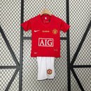 MANCHESTER UNITED I SPECIAL FINAL CHAMPHIONS LEAGUE 07/08 KID'S SET (RETRO)