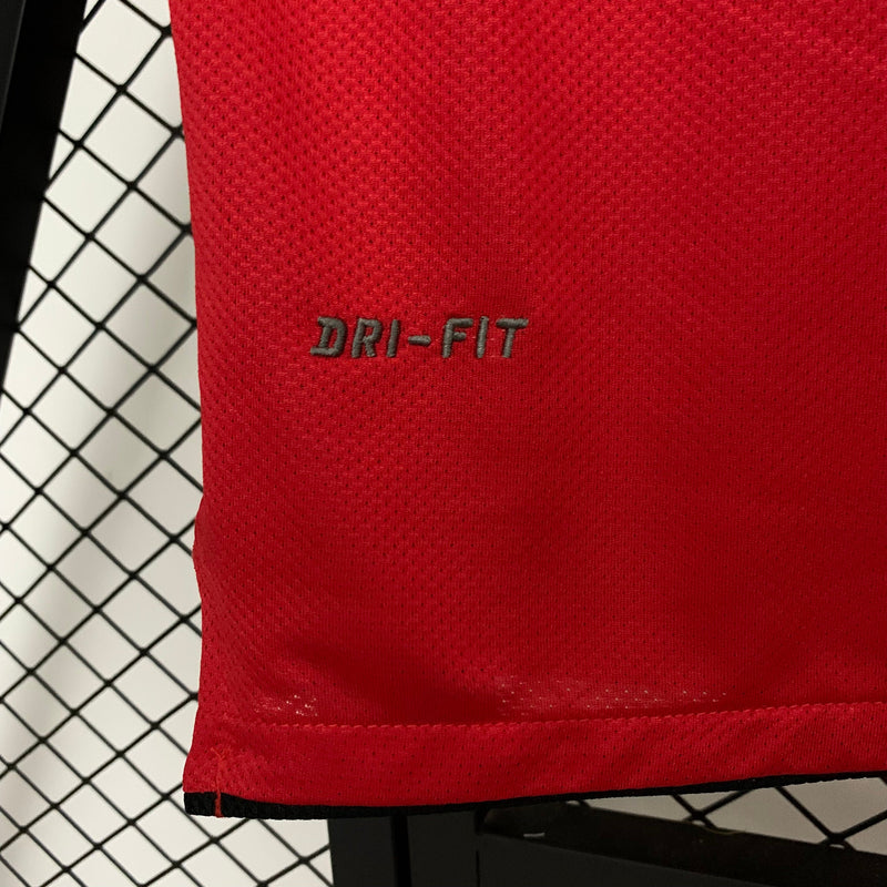 MANCHESTER UNITED I 10/11 MAN (RETRO)