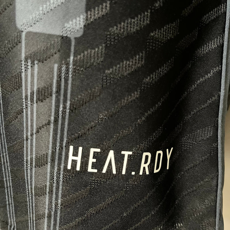 REAL MADRID SPECIAL EDITION BLACK 24/25 MAN (PLAYER VERSION)