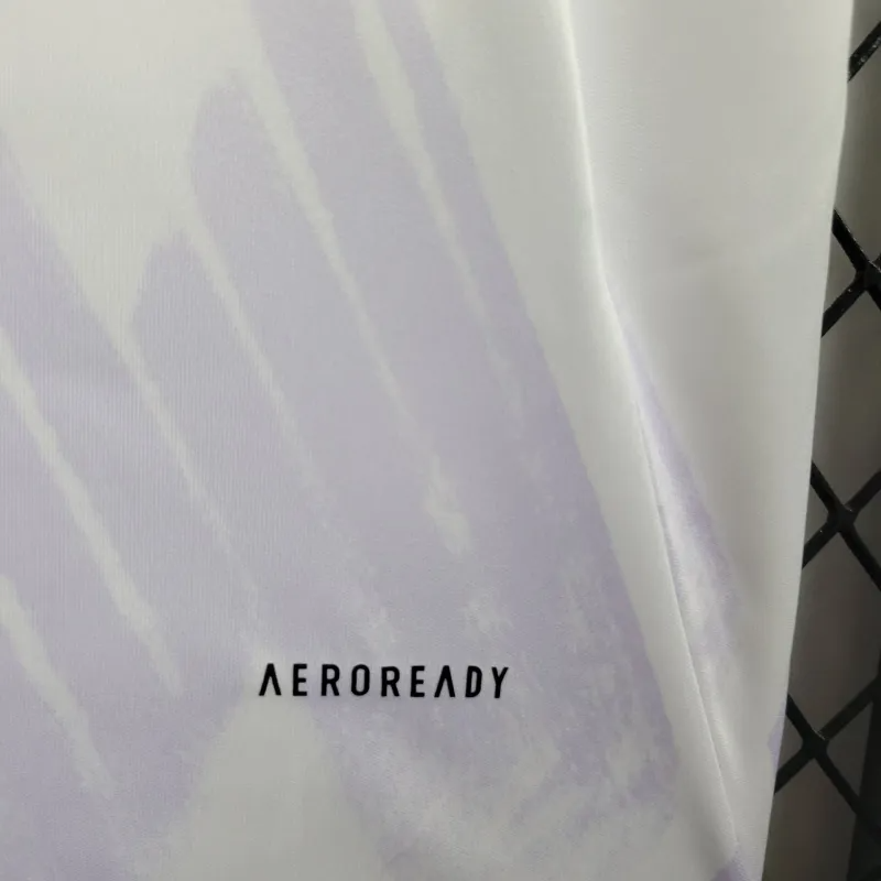 MANCHESTER UNITED WHITE SPECIAL EDITION 25/26 MAN