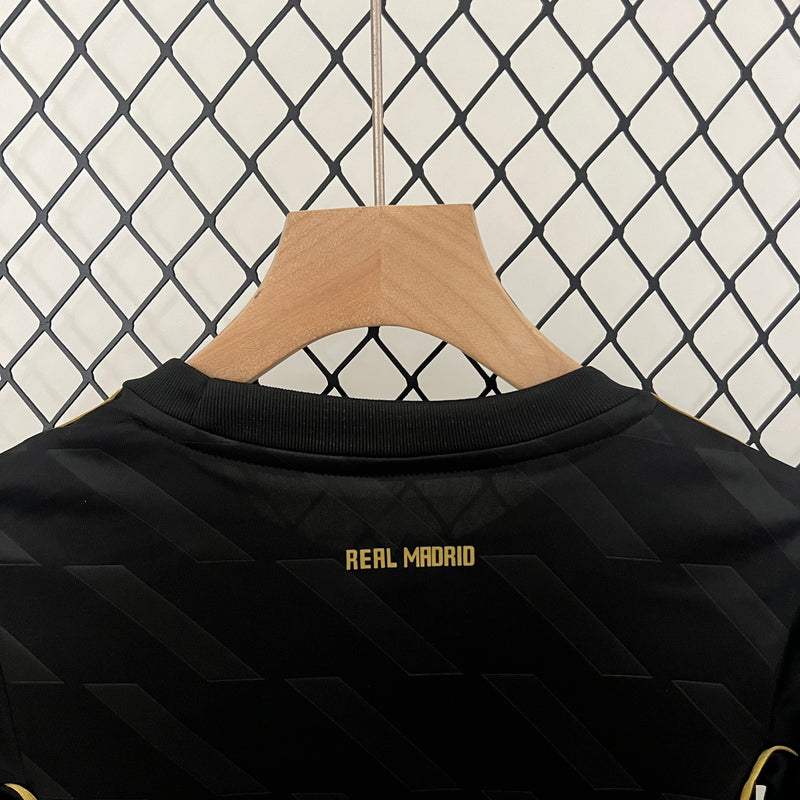 REAL MADRID II 11/12 KID'S SET (RETRO)