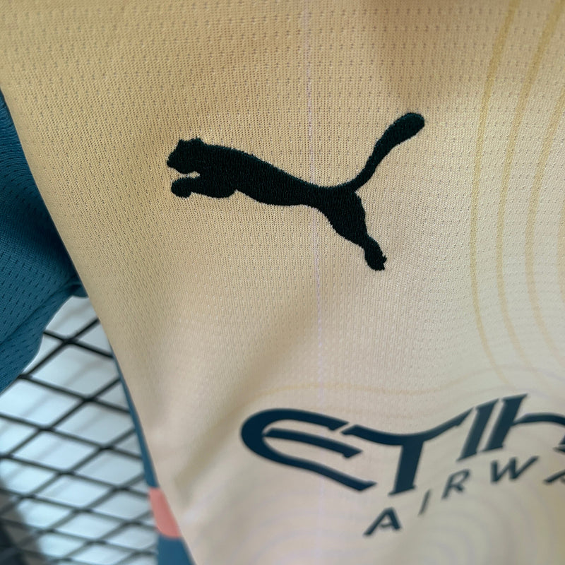 MANCHESTER CITY IIII 24/25 KID'S SET