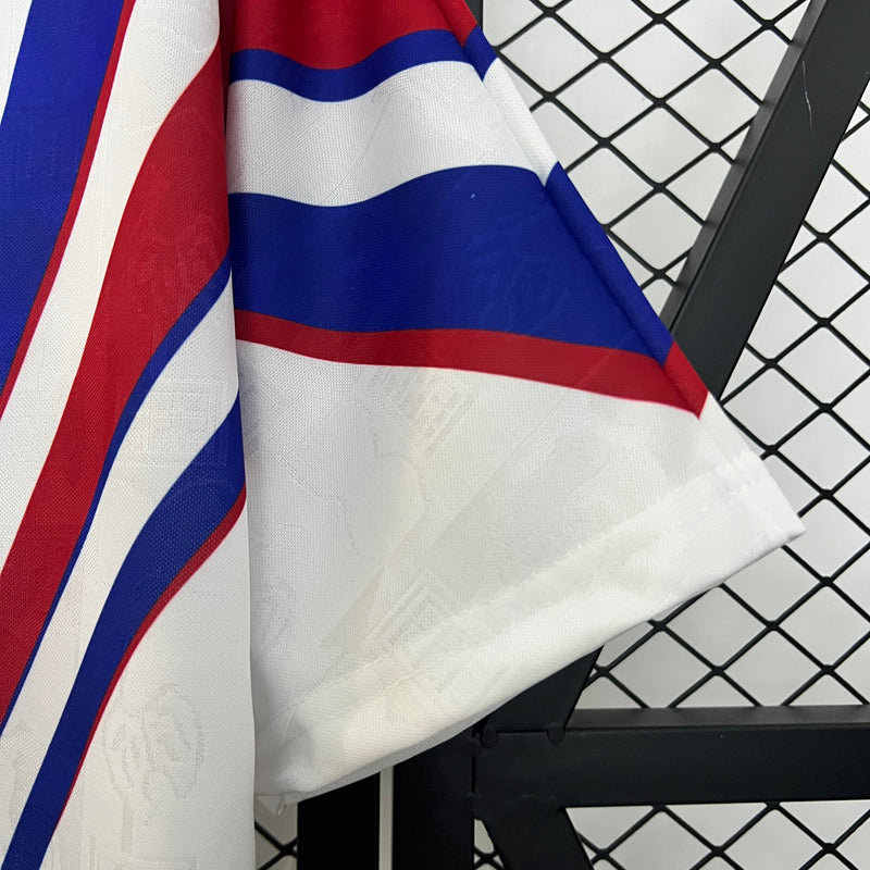 FRANCE II 2006 MAN (RETRO)