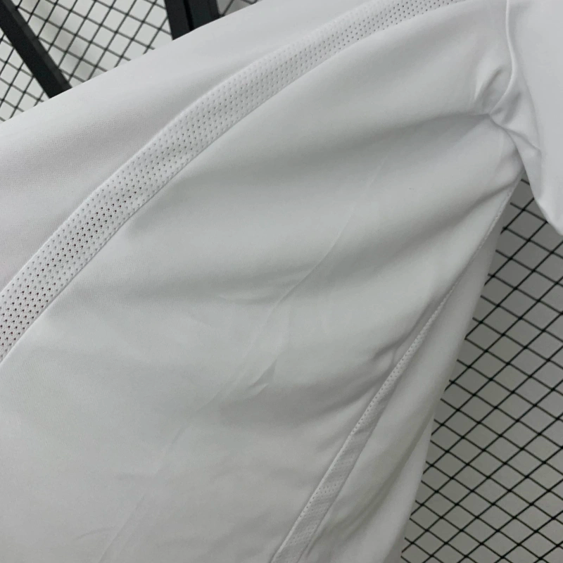 COLO COLO I 2004 MAN (RETRO)