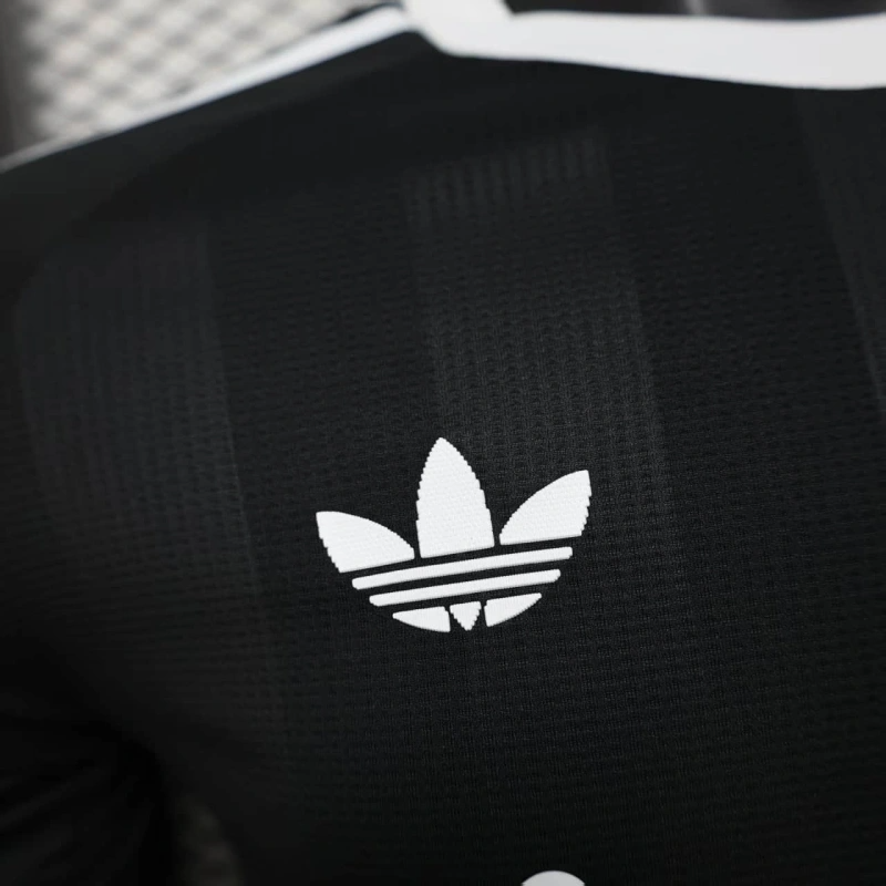 LIVERPOOL GOALKEEPER I 25/26 MAN (PLAYER VERSION)