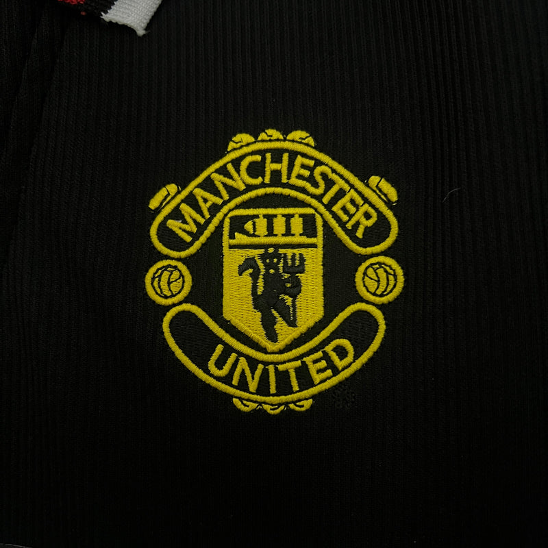 MANCHESTER UNITED BLACK 98/99 MAN (RETRO)