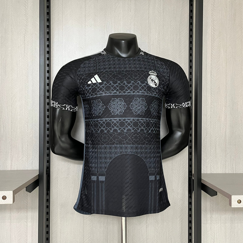 REAL MADRID SPECIAL EDITION BLACK 24/25 MAN (PLAYER VERSION)