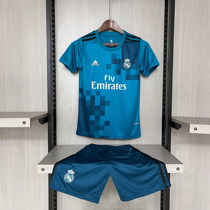 REAL MADRID III 17/18 KID'S SET (RETRO)
