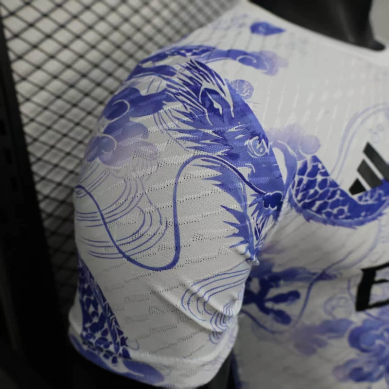 REAL MADRID LIMITED EDITION III 25/26 MAN (PLAYER VERSION)