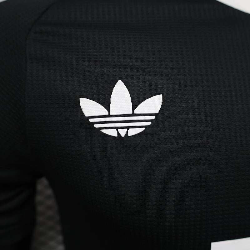 BAYERN MUNICH GOALKEEPER BLACK 24/25 MAN (PLAYER VERSION)