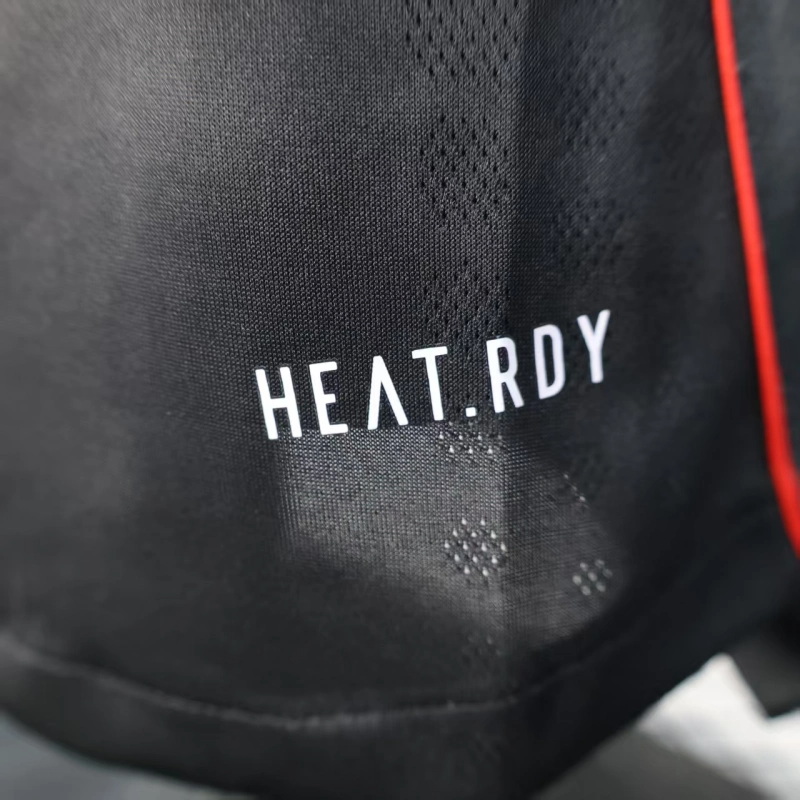 LIVERPOOL BLACK 25/26 MAN (PLAYER VERSION)