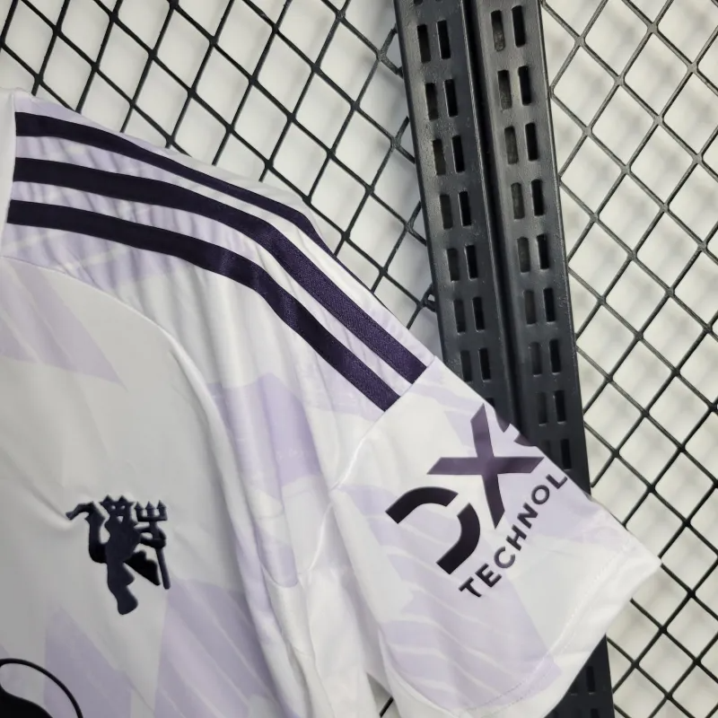 MANCHESTER UNITED WHITE SPECIAL EDITION 25/26 MAN