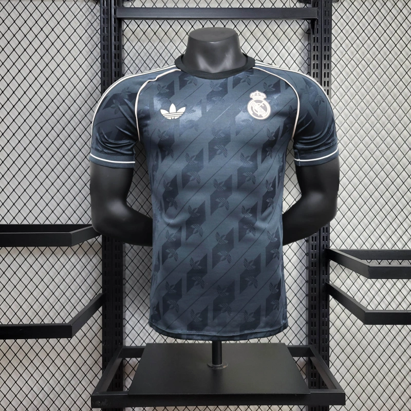 REAL MADRID CO BRANDED 25/26 MAN (PLAYER VERSION)