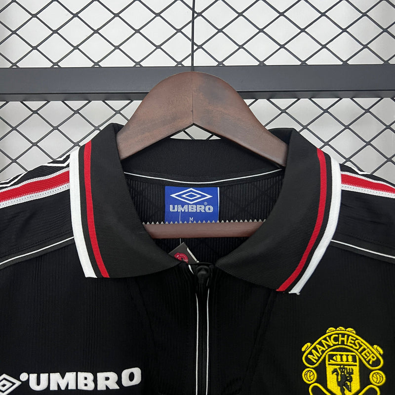 MANCHESTER UNITED BLACK 98/99 MAN (RETRO)