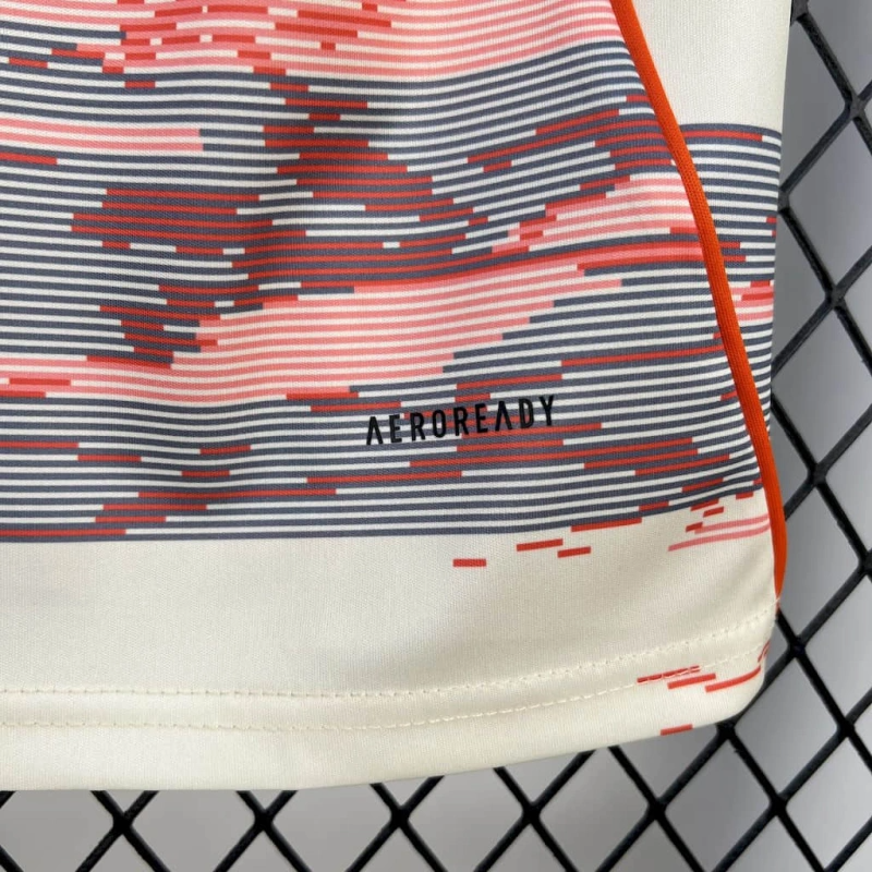 BAYERN MUNICH III 25/26 MAN