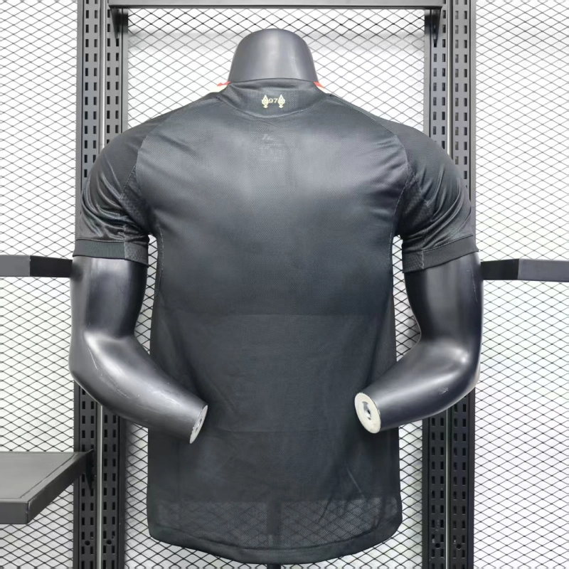LIVERPOOL BLACK 25/26 MAN (PLAYER VERSION)