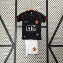MANCHESTER UNITED BLACK 07/08 KID'S SET (RETRO)