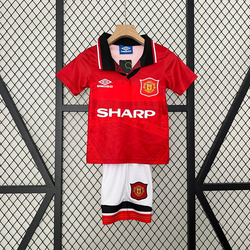 MANCHESTER UNITED I 94/96 KID'S SET (RETRO)