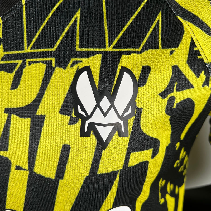 LITTLE BEE l 23/24 MAN