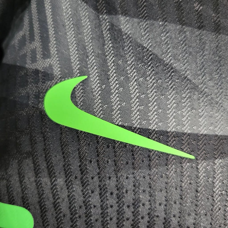 LIVERPOOL GOALKEEPER I 23/24 MAN (PLAYER VERSION)