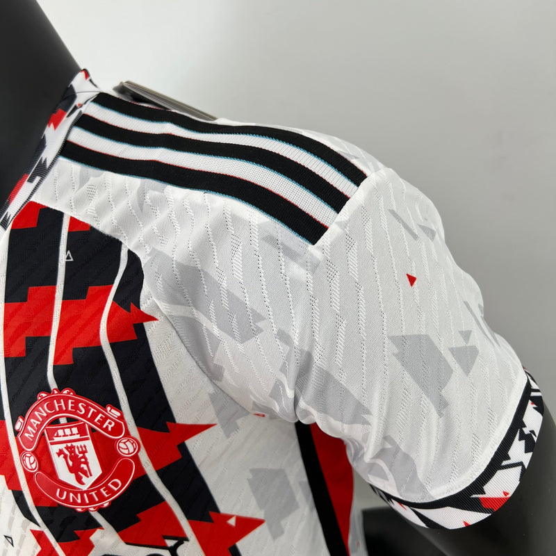 MANCHESTER UNITED SPECIAL EDITION II 23/24 MAN (PLAYER VERSION)