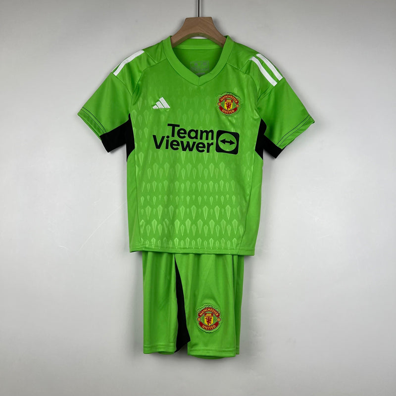 MANCHESTER UNITED GOALKEEPERI 23/24 KID'S SET