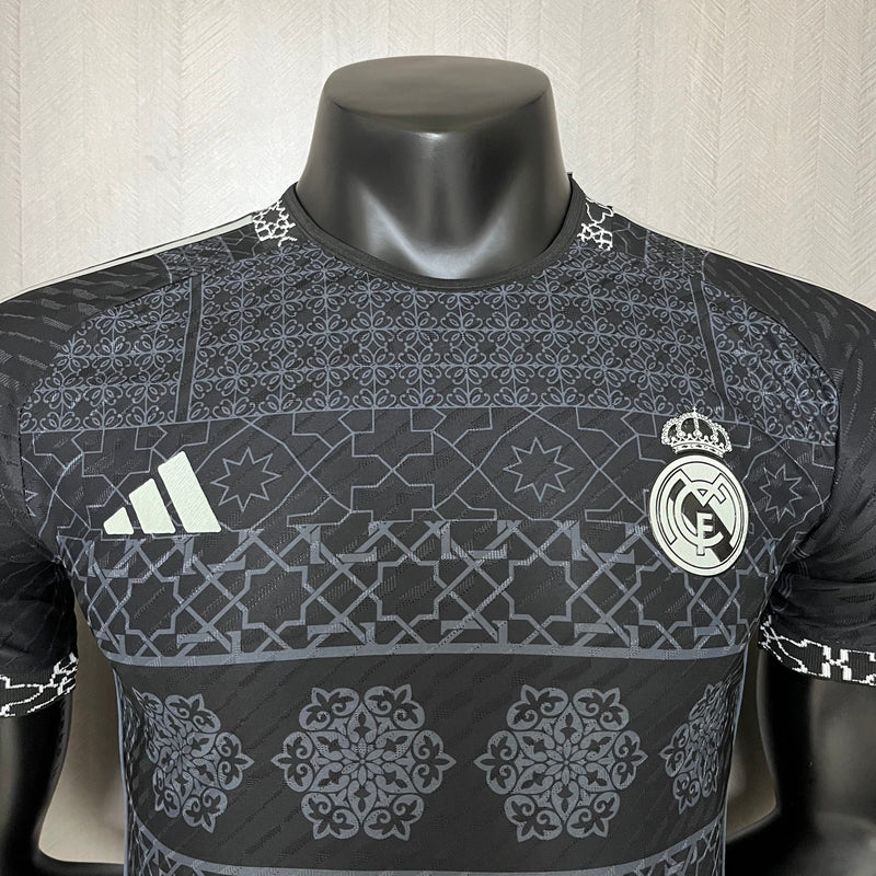 REAL MADRID SPECIAL EDITION BLACK 24/25 MAN (PLAYER VERSION)