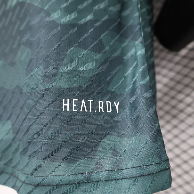 REAL MADRID SPECIAL EDITION GREEN 24/25 MAN (PLAYER VERSION)